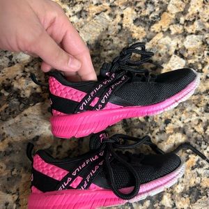 Toddler shoes brand fila. Twice times worn it